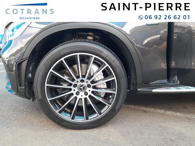 Photo 6 du véhicule MERCEDES-BENZ GLC 300 de 194+122ch AMG Line 4Matic&nbsp;(…) - Vue extérieure