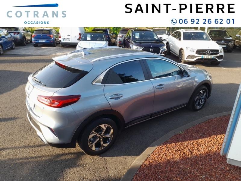 Photo 10 du véhicule KIA XCeed 1.0 T-GDI 120ch Motion - Vue extérieure