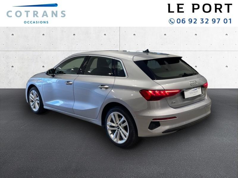 Photo 3 du véhicule AUDI A3 Sportback 40 TFSI e 204ch Design S tronic 6 - Vue extérieure