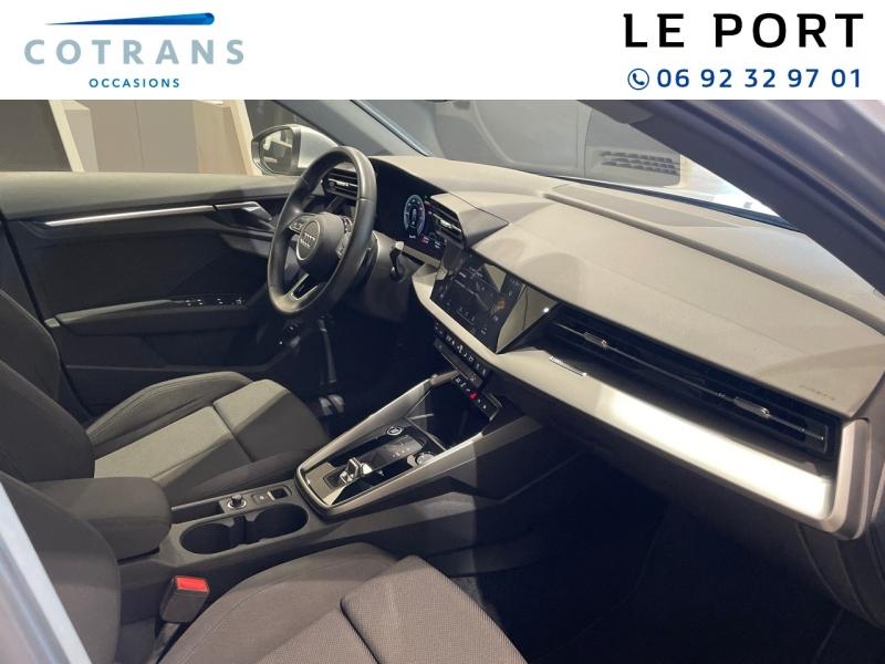 Photo 6 du véhicule AUDI A3 Sportback 40 TFSI e 204ch Design S tronic 6 - Vue extérieure