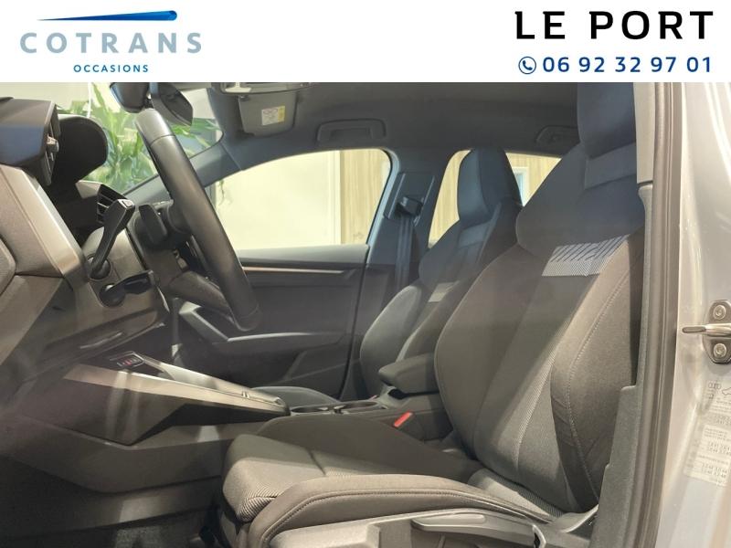 Photo 7 du véhicule AUDI A3 Sportback 40 TFSI e 204ch Design S tronic 6 - Vue extérieure