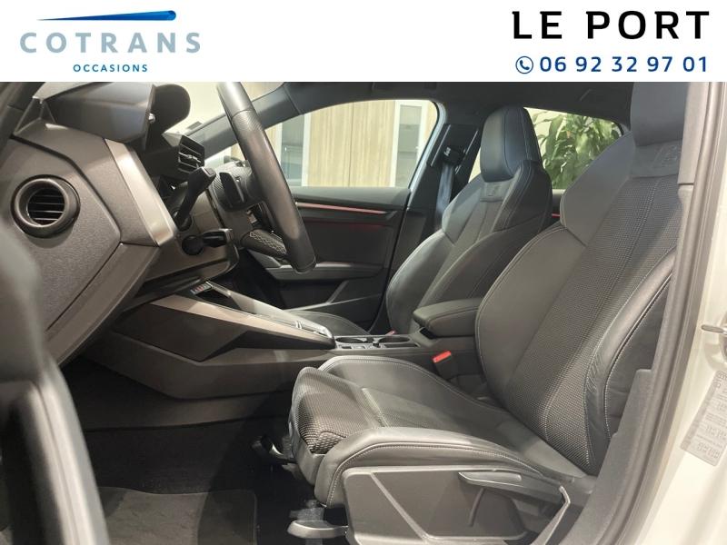 Photo 7 du véhicule AUDI A3 Sportback 40 TFSI e 204ch S line S tronic 6 - Vue extérieure