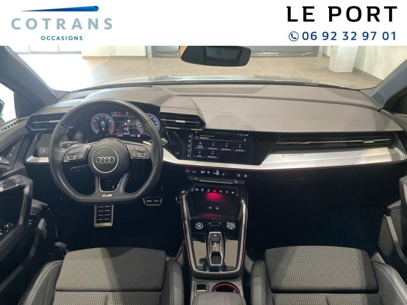 Photo 4 du véhicule AUDI A3 Sportback 35 TFSI 150ch Mild Hybrid S line S&nbsp;(…) - Vue extérieure