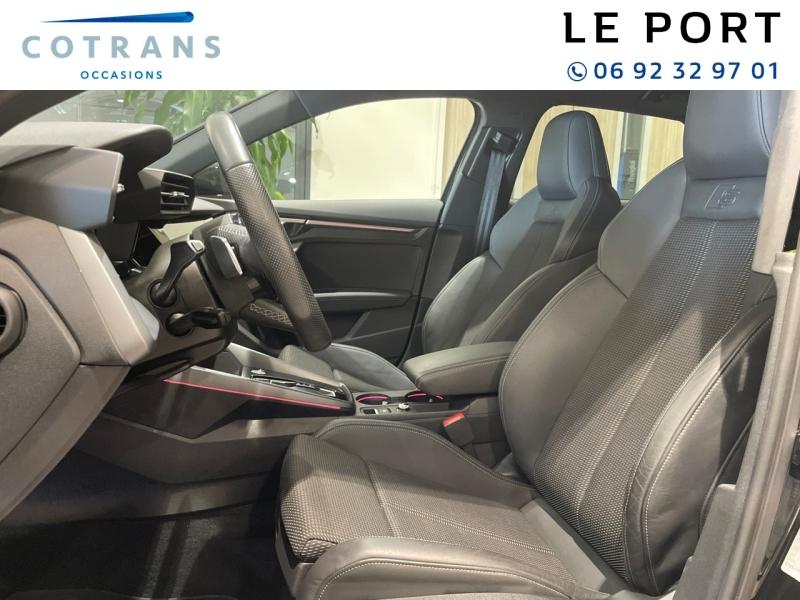 Photo 7 du véhicule AUDI A3 Sportback 35 TFSI 150ch Mild Hybrid S line S&nbsp;(…) - Vue extérieure