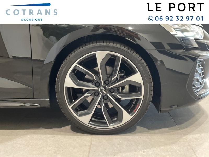 Photo 10 du véhicule AUDI A3 Sportback 35 TFSI 150ch Mild Hybrid S line S&nbsp;(…) - Vue extérieure