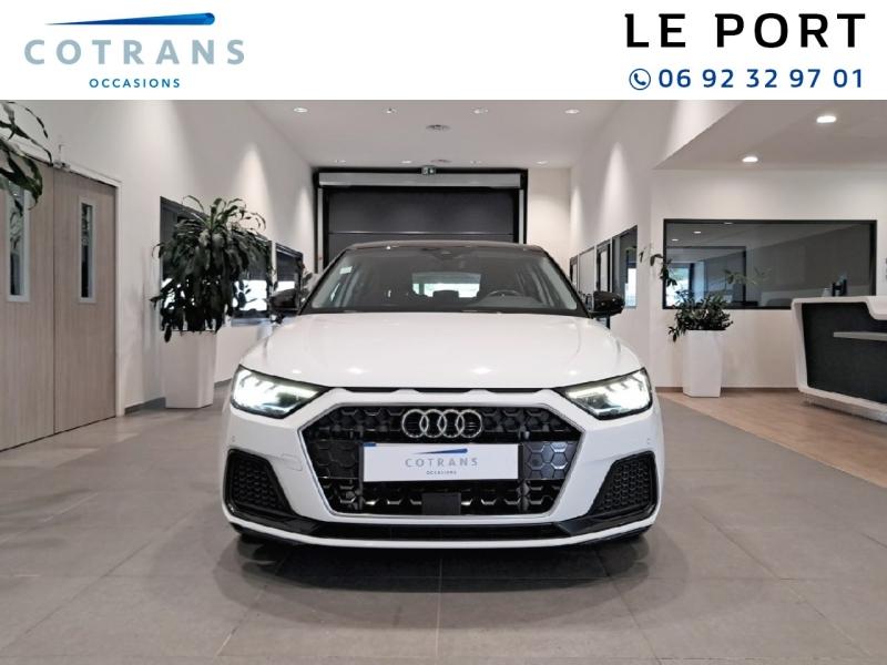 Photo 5 du véhicule AUDI A1 Sportback 30 TFSI 110ch Design S tronic 7 - Vue extérieure