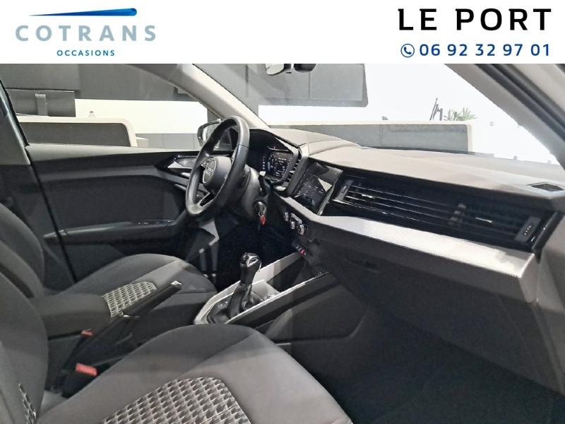 Photo 6 du véhicule AUDI A1 Sportback 30 TFSI 110ch Design S tronic 7 - Vue extérieure