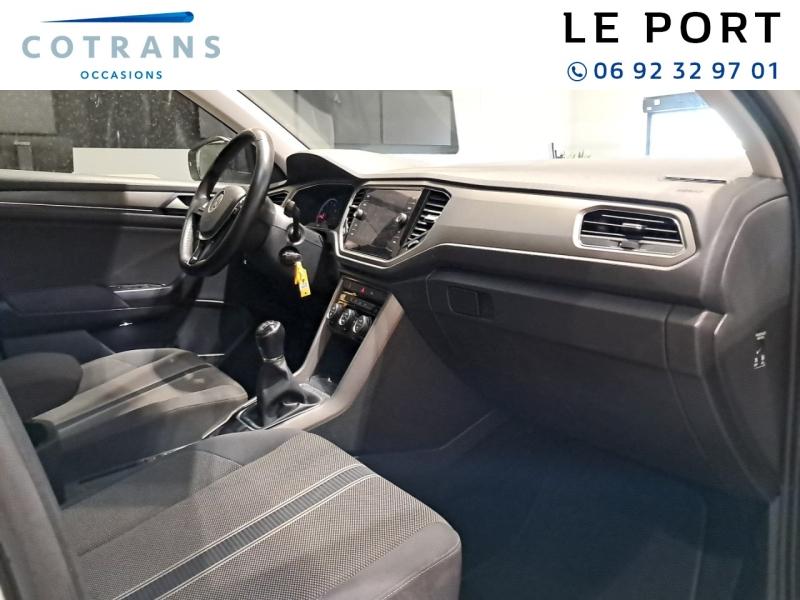 Photo 6 du véhicule VOLKSWAGEN T-Roc 1.0 TSI 110ch Life - Vue extérieure