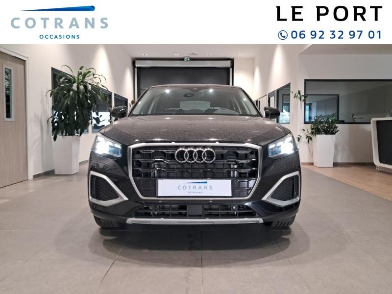 Photo 5 du véhicule AUDI Q2 35 TFSI 150ch Design S tronic 7 - Vue extérieure