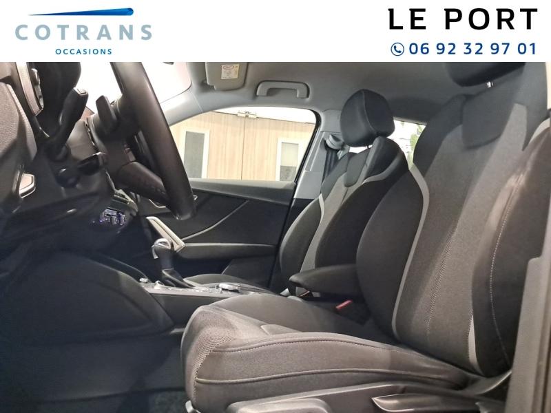 Photo 7 du véhicule AUDI Q2 35 TFSI 150ch Design S tronic 7 - Vue extérieure