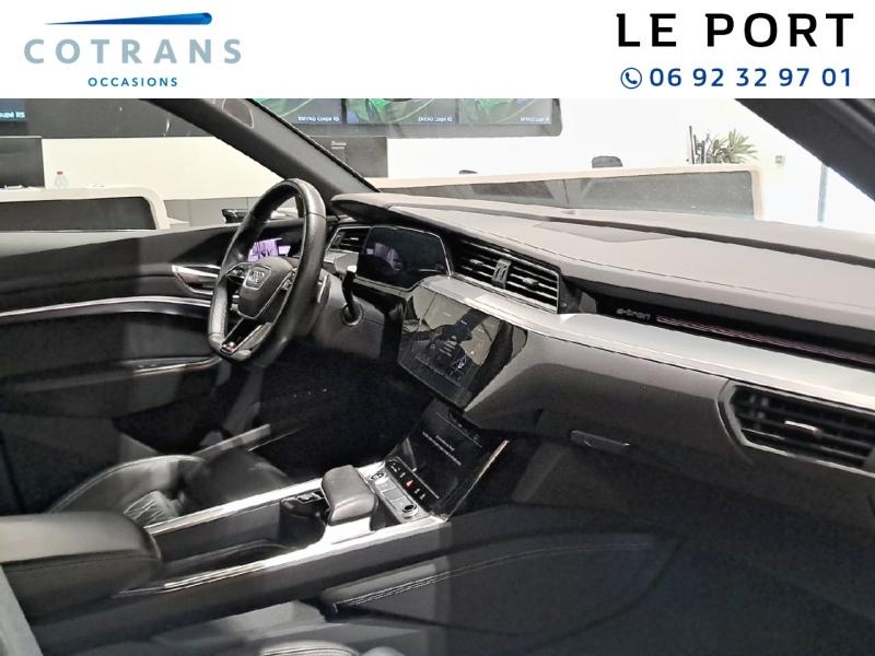 Photo 6 du véhicule AUDI e-tron Sportback 55 408ch S Line e-quattro - Vue extérieure
