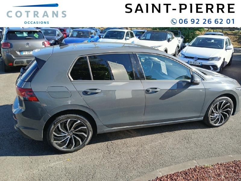 Photo 10 du véhicule VOLKSWAGEN Golf 1.0 eTSI OPF 110ch Life DSG7 - Vue extérieure