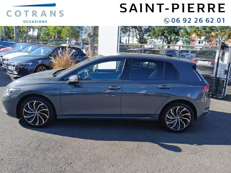 Photo 11 du véhicule VOLKSWAGEN Golf 1.0 eTSI OPF 110ch Life DSG7 - Vue extérieure