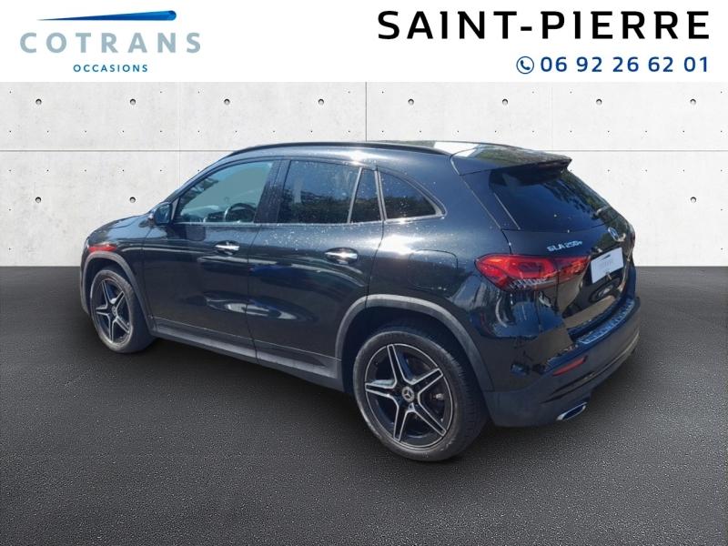 Photo 3 du véhicule MERCEDES-BENZ GLA 250 e 160+102ch AMG Line 8G-DCT - Vue extérieure