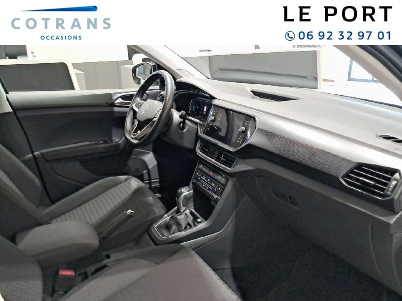 Photo 6 du véhicule VOLKSWAGEN T-Cross 1.0 TSI 110ch R-Line DSG7 - Vue extérieure