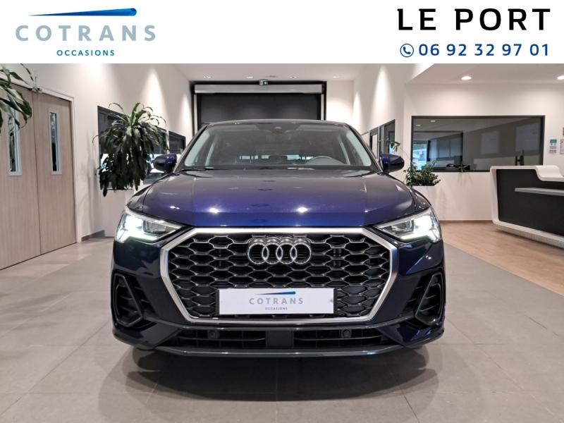 Photo 5 du véhicule AUDI Q3 Sportback 35 TFSI 150ch Design S tronic 7 - Vue extérieure