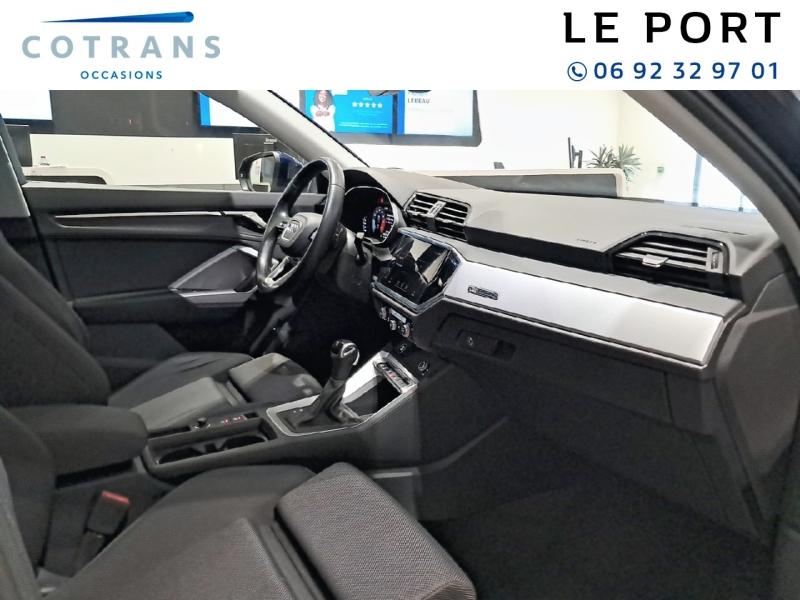 Photo 6 du véhicule AUDI Q3 Sportback 35 TFSI 150ch Design S tronic 7 - Vue extérieure