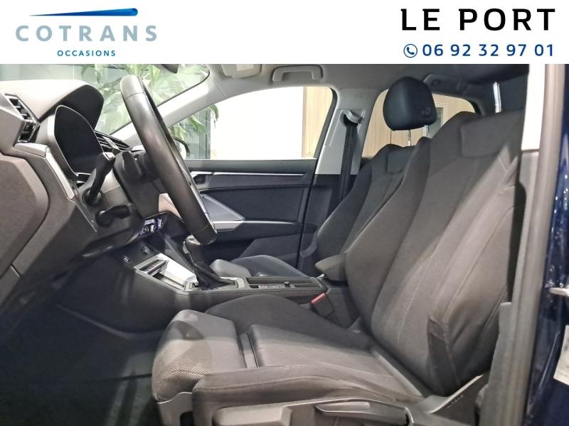 Photo 7 du véhicule AUDI Q3 Sportback 35 TFSI 150ch Design S tronic 7 - Vue extérieure