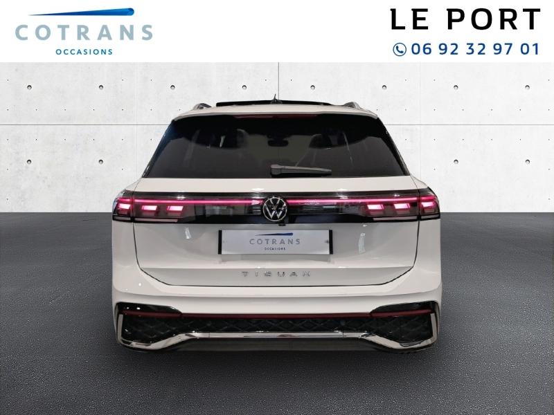 Photo 2 du véhicule VOLKSWAGEN Tiguan 2.0 TDI 150ch R-Line DSG7 - Vue extérieure