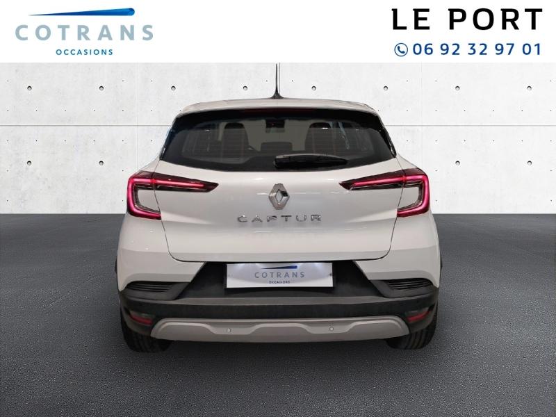 Photo 2 du véhicule RENAULT Captur 1.3 TCe mild hybrid 140ch Techno - Vue extérieure