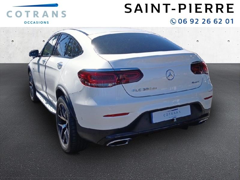 Photo 3 du véhicule MERCEDES-BENZ GLC Coupé 300 de 194+122ch AMG Line 4Matic&nbsp;(…) - Vue extérieure