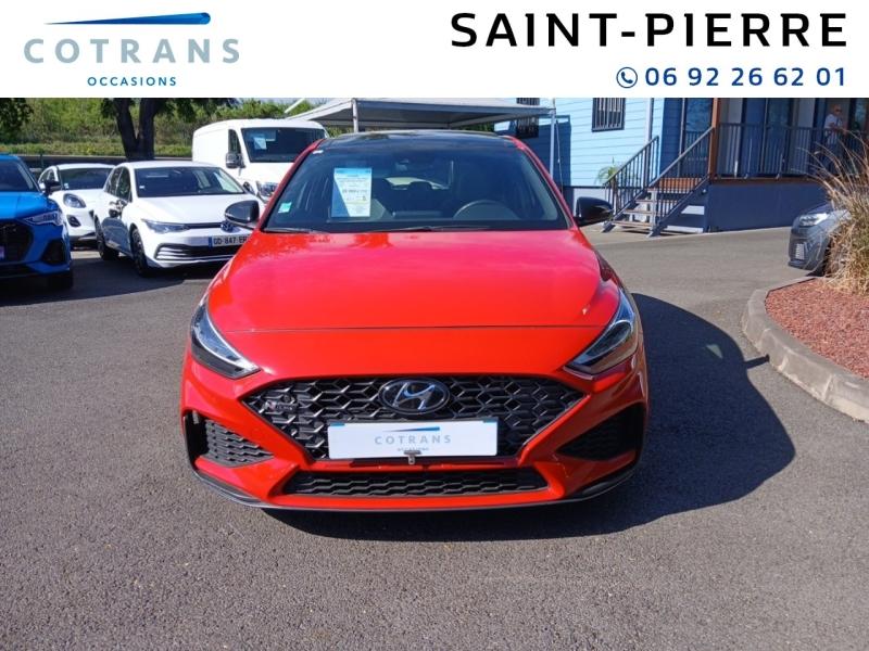 Photo 5 du véhicule HYUNDAI i30 Fastback 1.5 T-GDi 160ch Hybrid 48V N Line DCT-7 - Vue extérieure