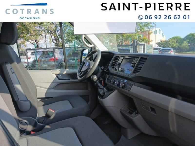 Photo 6 du véhicule VOLKSWAGEN Crafter Fg 30 L3H2 2.0 TDI 102ch Pro First Traction - Vue extérieure