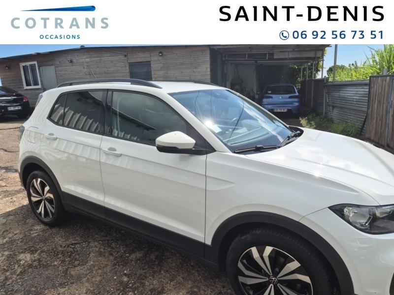 Photo 3 du véhicule VOLKSWAGEN T-Cross 1.0 TSI 110ch Carat DSG7 - Vue extérieure