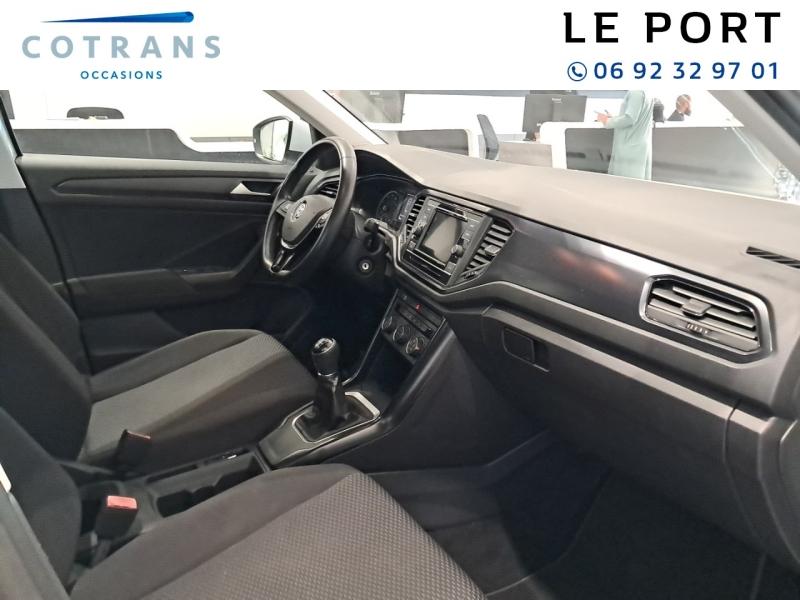 Photo 6 du véhicule VOLKSWAGEN T-Roc 1.0 TSI 115ch T-Roc Euro6d-T - Vue extérieure