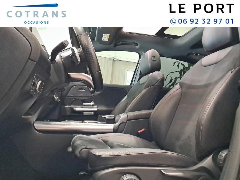 Photo 7 du véhicule MERCEDES GLA 200 d 150ch AMG Line 8G-DCT - Vue extérieure