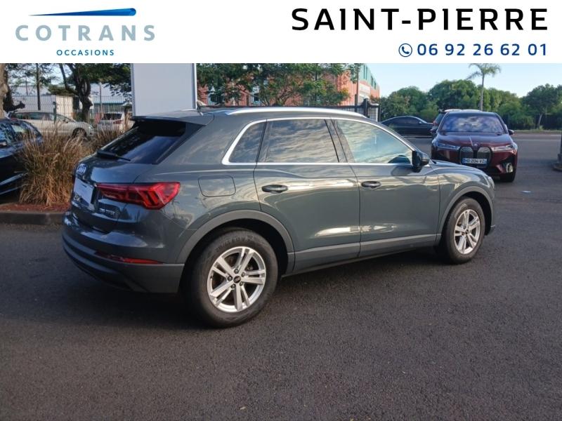 Photo 10 du véhicule AUDI Q3 35 TFSI 150ch Mild Hybrid Design S&nbsp;(…) - Vue extérieure