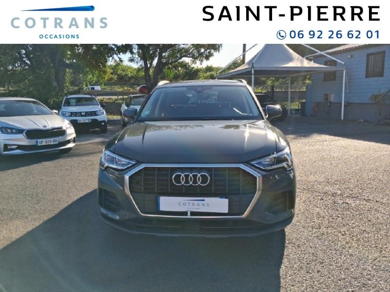 Photo 5 du véhicule AUDI Q3 35 TFSI 150ch Mild Hybrid Design S&nbsp;(…) - Vue extérieure