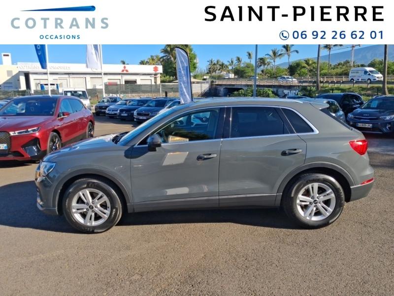 Photo 11 du véhicule AUDI Q3 35 TFSI 150ch Mild Hybrid Design S&nbsp;(…) - Vue extérieure