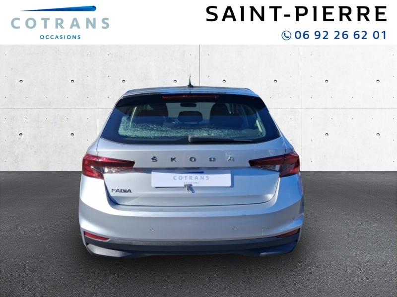 Photo 2 du véhicule SKODA Fabia Combi 1.0 TSI 95ch Ambition Euro6d-AP - Vue extérieure