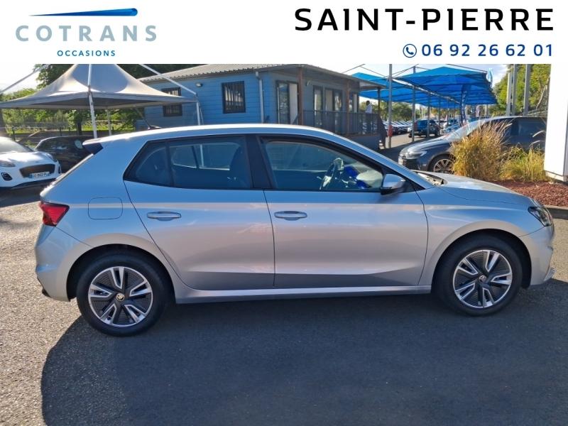 Photo 10 du véhicule SKODA Fabia Combi 1.0 TSI 95ch Ambition Euro6d-AP - Vue extérieure