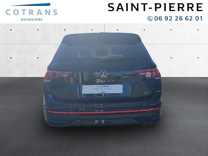Photo 2 du véhicule VOLKSWAGEN Tiguan 2.0 TDI 150ch R-Line DSG7 - Vue extérieure