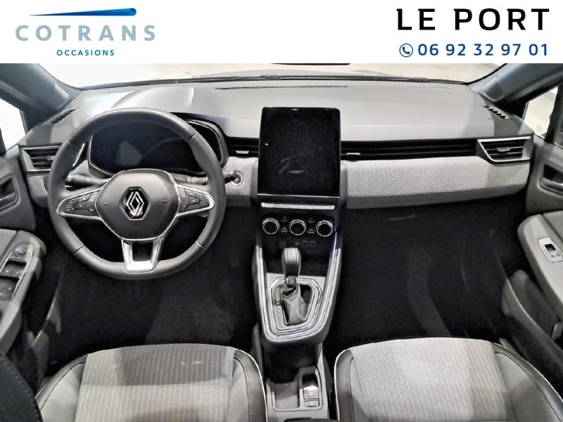 Photo 4 du véhicule RENAULT Clio 1.6 E-Tech 145ch full hybrid Techno - Vue extérieure