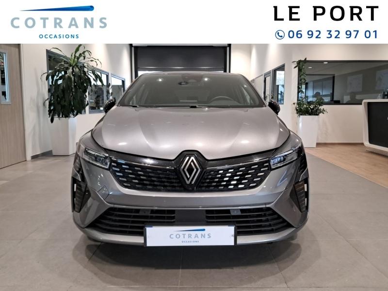 Photo 5 du véhicule RENAULT Clio 1.6 E-Tech 145ch full hybrid Techno - Vue extérieure