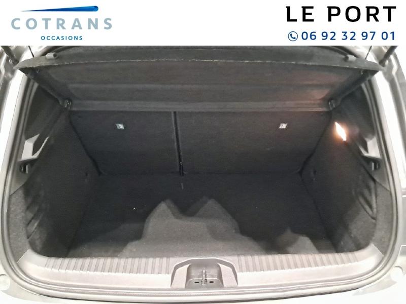 Photo 9 du véhicule RENAULT Clio 1.6 E-Tech 145ch full hybrid Techno - Vue extérieure