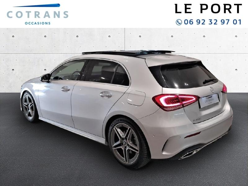 Photo 3 du véhicule MERCEDES Classe A 200 163ch AMG Line 7G-DCT - Vue extérieure