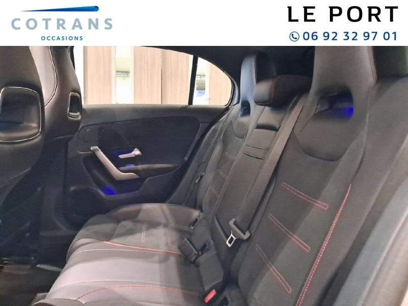 Photo 8 du véhicule MERCEDES Classe A 200 163ch AMG Line 7G-DCT - Vue extérieure