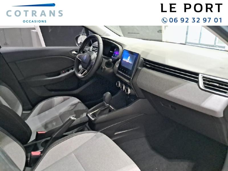 Photo 6 du véhicule RENAULT Clio 1.6 E-Tech 145ch full hybrid Evolution - - Vue extérieure