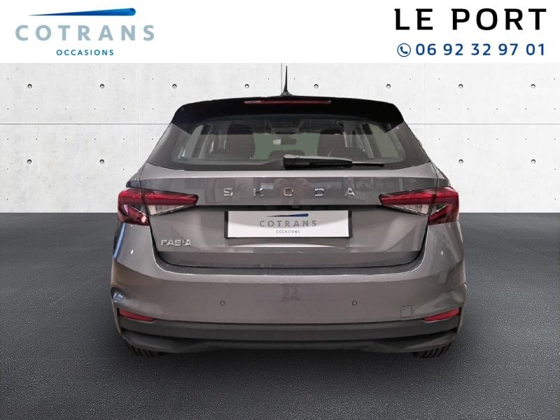 Photo 2 du véhicule SKODA Fabia 1.0 TSI Evo2 95ch Selection - Vue extérieure