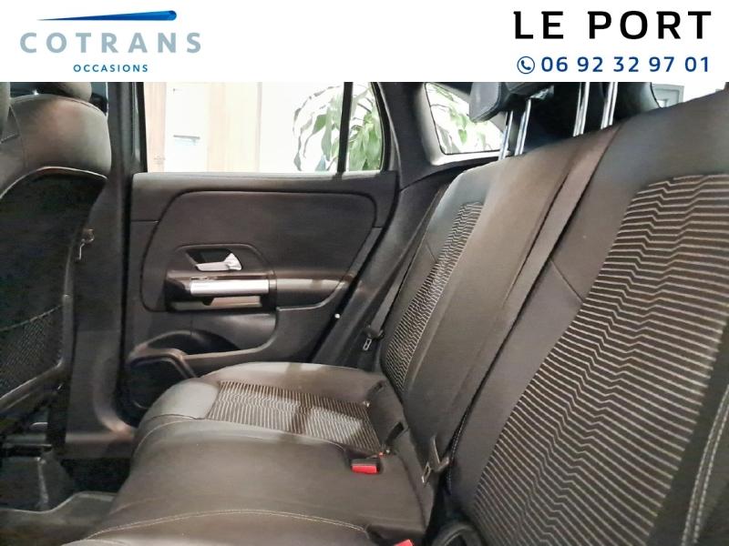Photo 8 du véhicule MERCEDES GLA 200 d 150ch AMG Line 8G-DCT - Vue extérieure