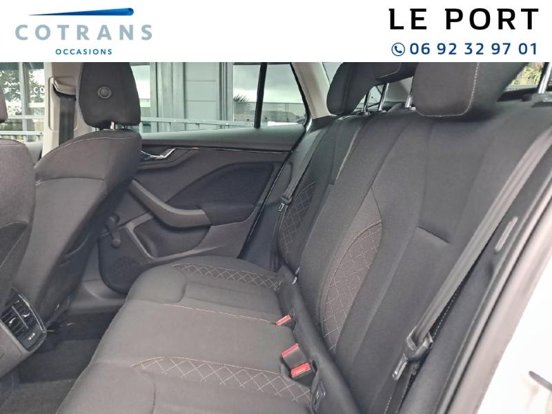 Photo 8 du véhicule SKODA Kamiq 1.0 TSI Evo 110ch Ambition DSG7 - Vue extérieure
