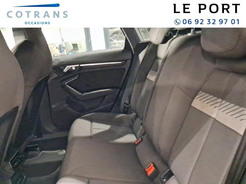 Photo 8 du véhicule AUDI A3 Sportback 30 TFSI 110ch Mild Hybrid Design S&nbsp;(…) - Vue extérieure