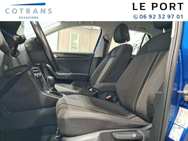 Photo 7 du véhicule VOLKSWAGEN T-Roc 1.5 TSI EVO 150ch R-Line DSG7 S&S - Vue extérieure