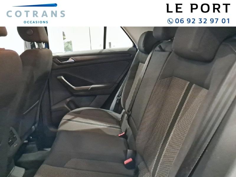 Photo 8 du véhicule VOLKSWAGEN T-Roc 1.5 TSI EVO 150ch R-Line DSG7 S&S - Vue extérieure