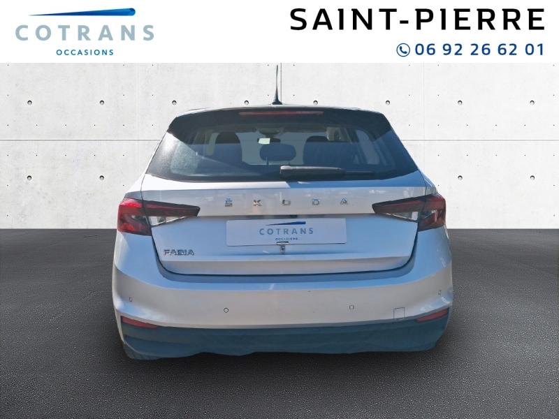 Photo 2 du véhicule SKODA Fabia 1.0 TSI 95ch Ambition - Vue extérieure