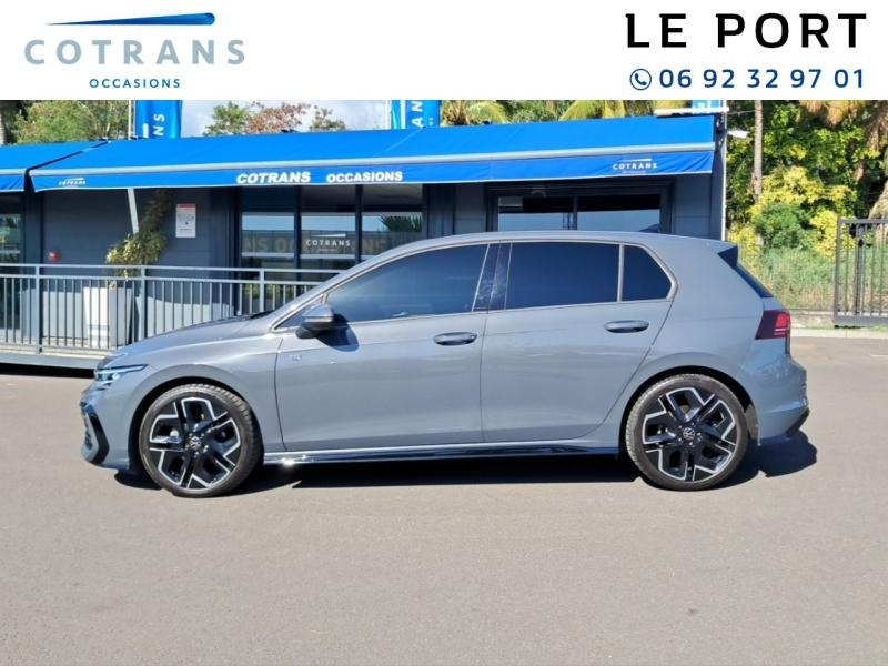 Photo 11 du véhicule VOLKSWAGEN Golf 2.0 TDI 150ch R-Line Edition DSG7 - Vue extérieure